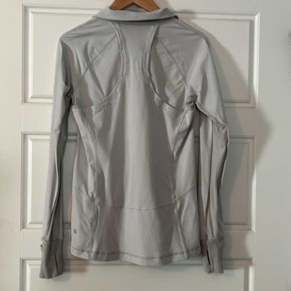 Lululemon Run Wild 1/2 Zip Pullover 6 Stripe thumb holes mock neck - Picture 7 of 9